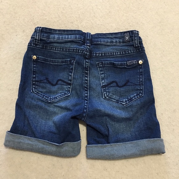 7 For all Mankind girls’ denim shorts - Picture 3 of 5